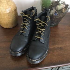 NWOT Dr. Martens